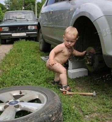 Молодой автолюбитель