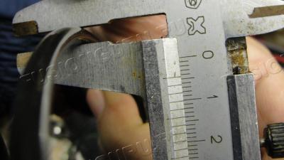 Замер наружного диаметра троса управления замком