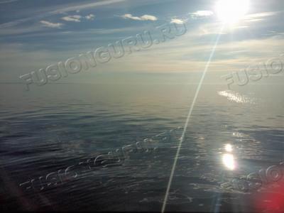 Вода с небом практически единое целое)